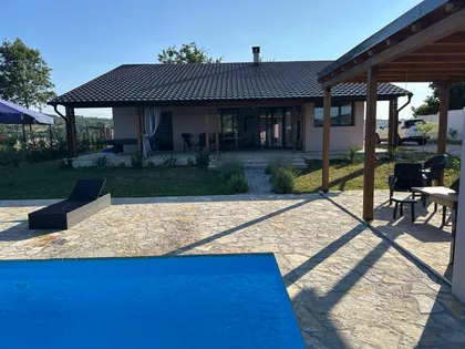 Trešnja | 4zida.rs