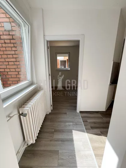 Sretena Mladenovića Mike | 4zida.rs