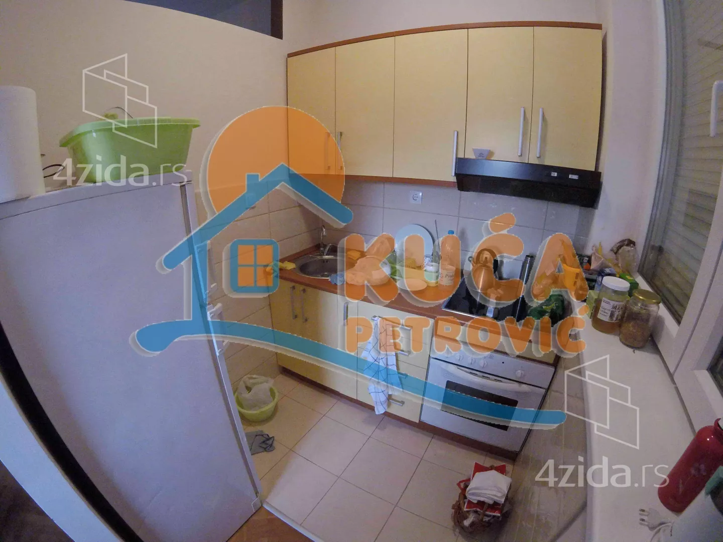 Jednoiposoban stan | 4zida