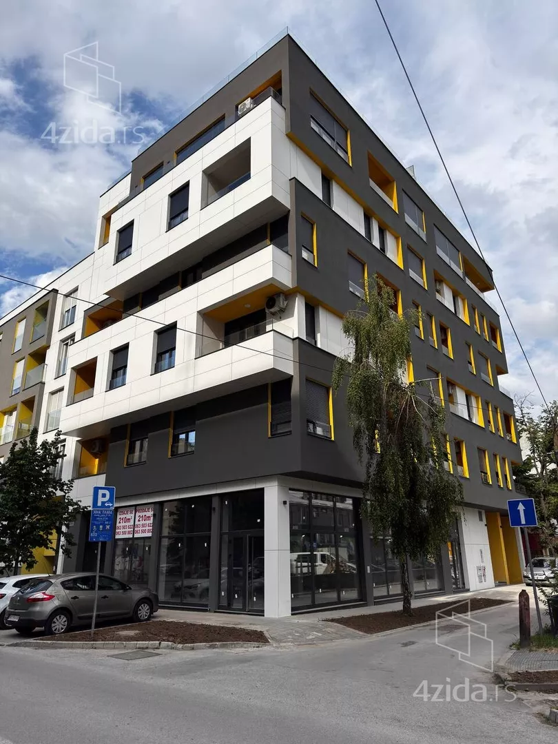 Jednoiposoban stan | 4zida