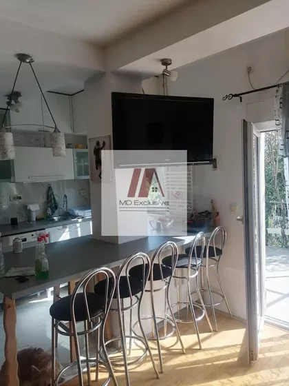 Petra Lekovića | 4zida.rs