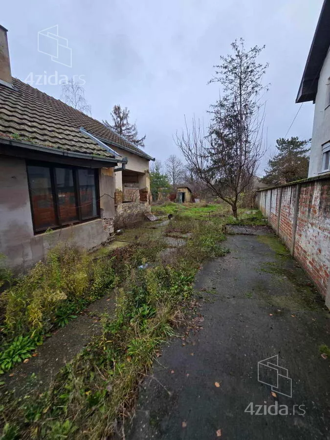 Građevinsko zemljište | 4zida