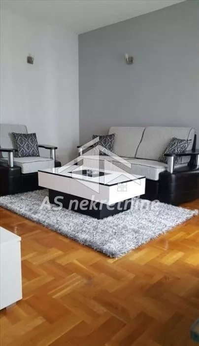 Crveni Krst Vračar | 4zida.rs