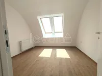 Šestosoban stan | 4zida