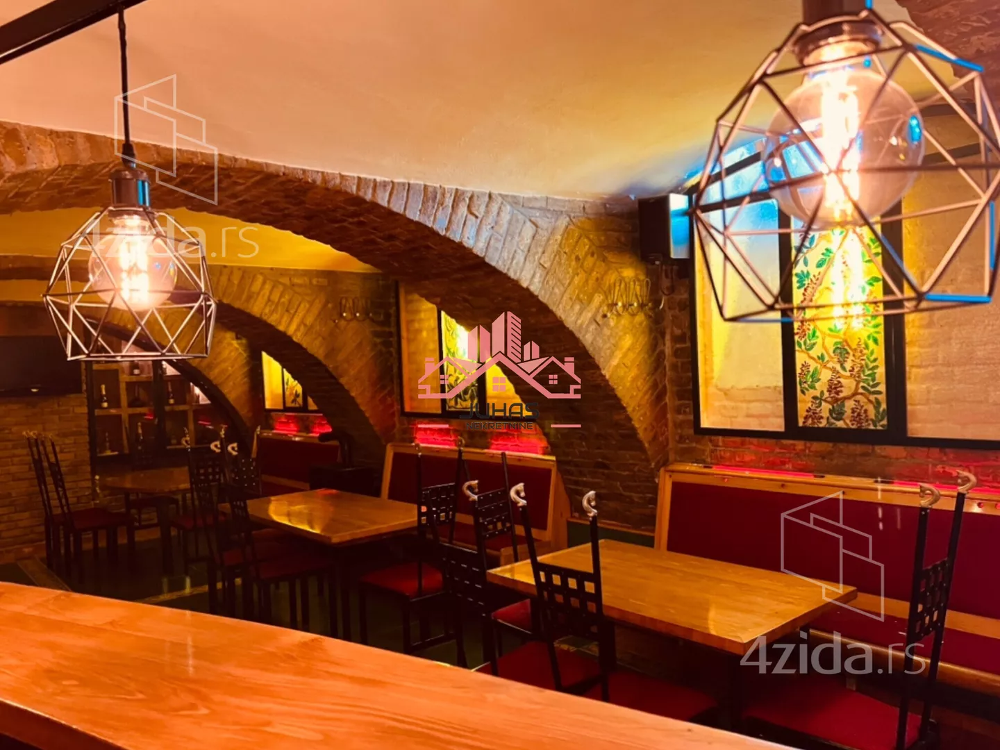 Ugostiteljski objekat | 4zida