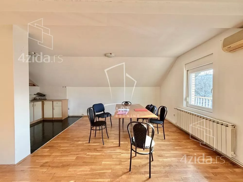 4-etažna kuća | 4zida