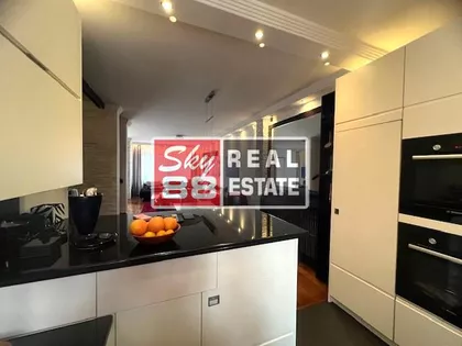 Diane Budisavljević | 4zida.rs