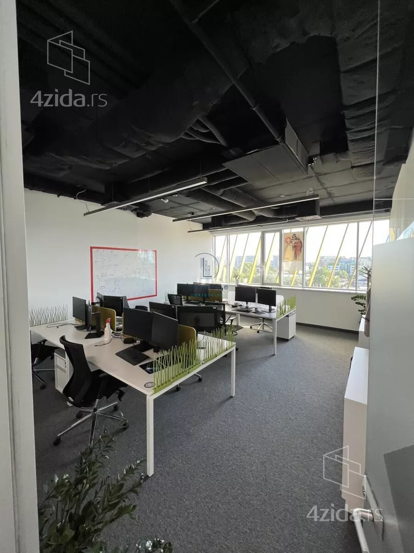 Poslovni prostor | 4zida