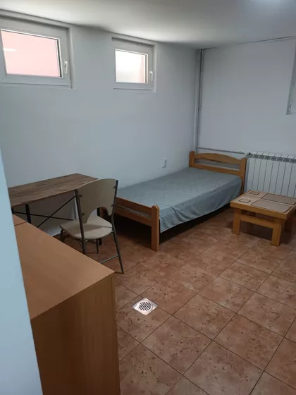 Mitrovo Brdo | 4zida.rs