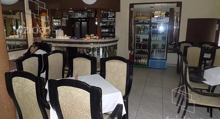 Poslovna zgrada | 4zida