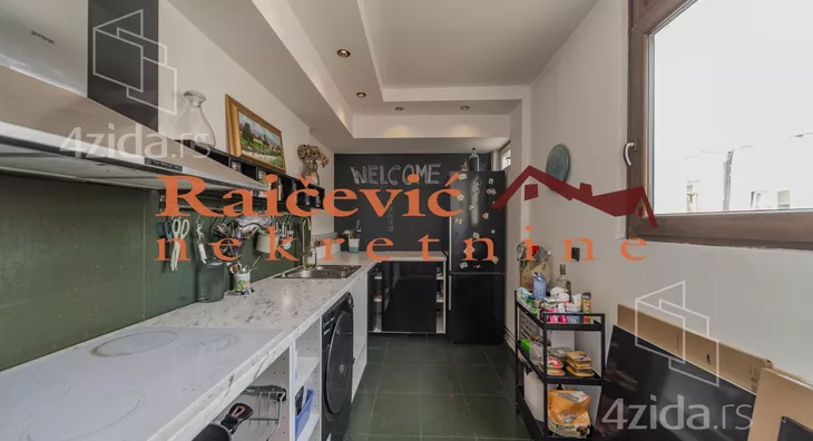 Četvorosoban stan | 4zida