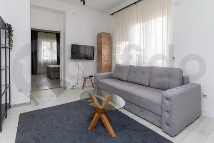 Francuska | 4zida.rs