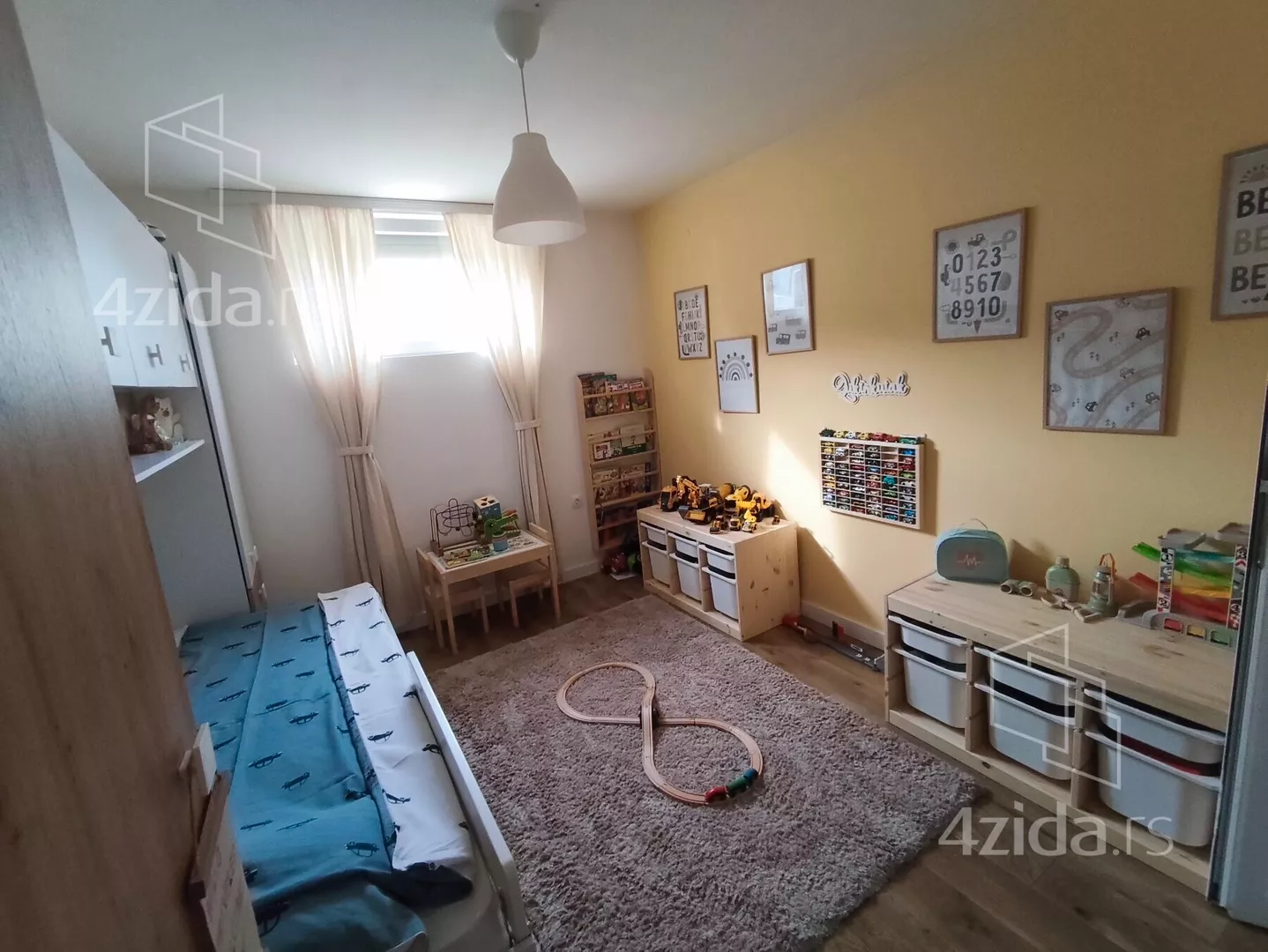 Četvorosoban stan | 4zida
