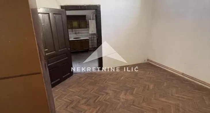 Šestosoban stan | 4zida