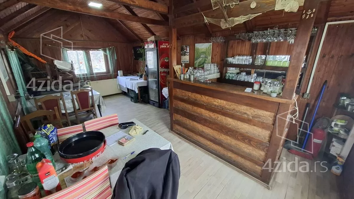 Ugostiteljski objekat | 4zida