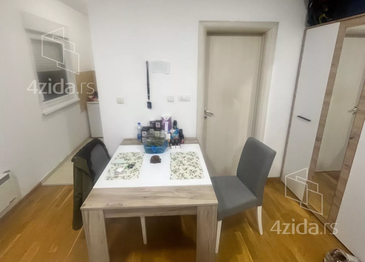 Garsonjera | 4zida