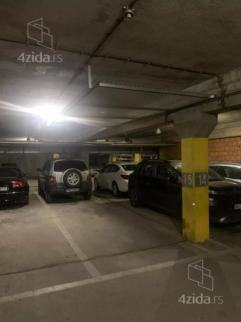 Parking | 4zida