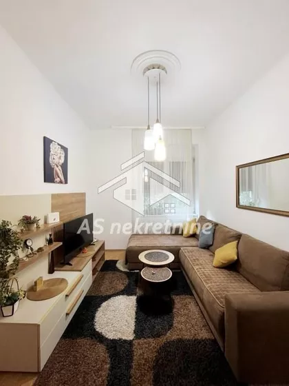 Sarajevska | 4zida.rs