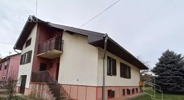 3-etažna kuća | 4zida