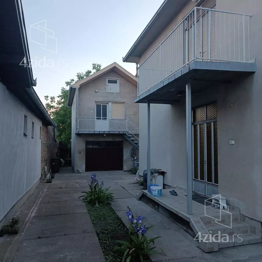 Kuća | 4zida
