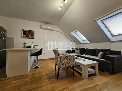 Mala Amerika | 4zida.rs