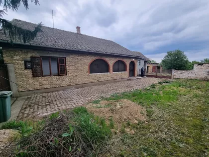 Lovćenac | 4zida.rs