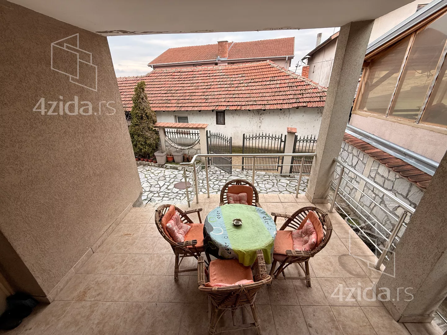 3-etažna kuća | 4zida