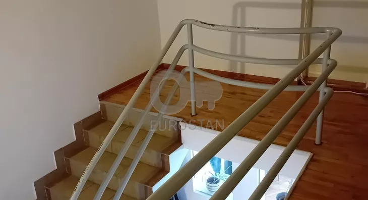 5-etažna kuća | 4zida