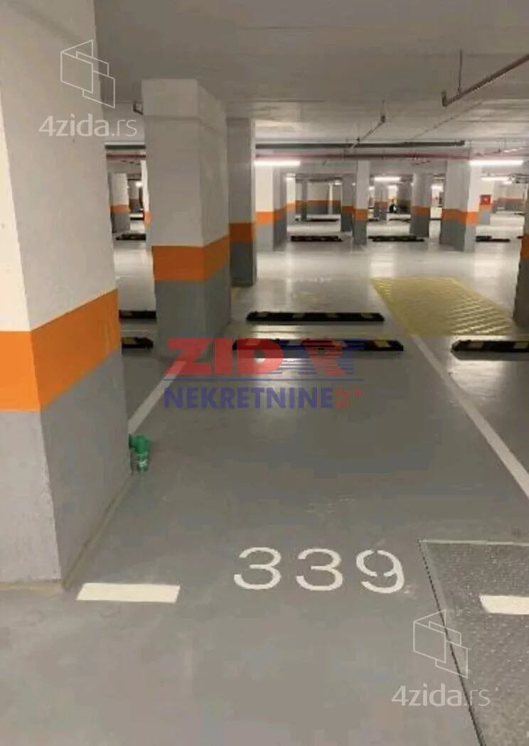 Garaža | 4zida