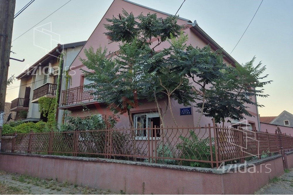 Продается 1-этажный дом, Mihajla Pupina 9, 160.000€, 315m² — фото
