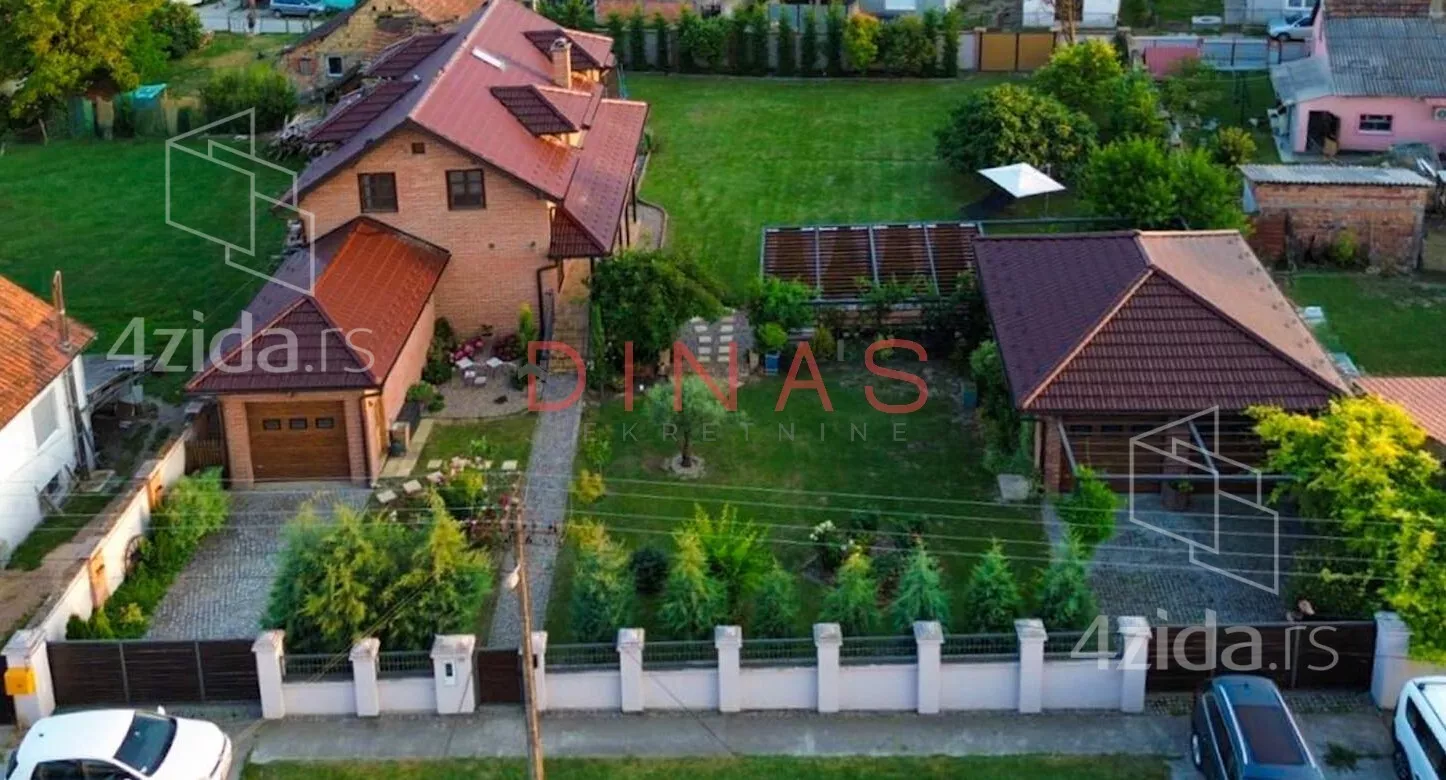 Kuća | 4zida