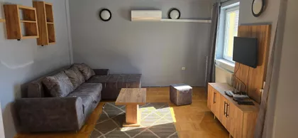 Lajoša Joa 18 | 4zida.rs