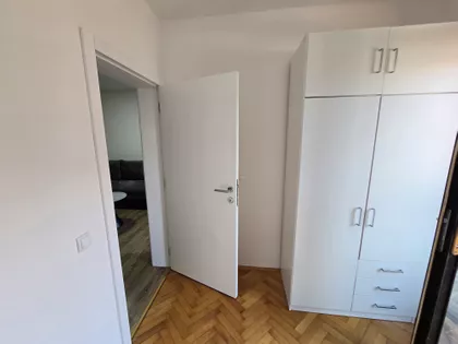 Kolonija | 4zida.rs