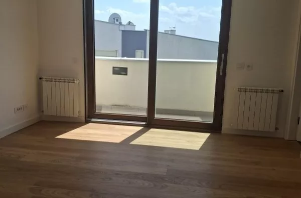 Šestosoban stan | 4zida