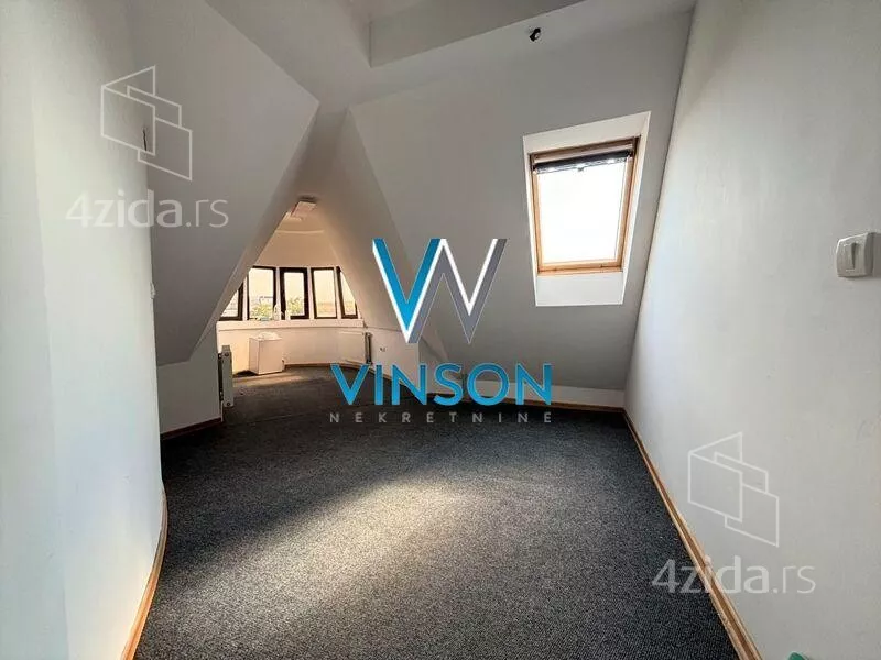 Četvoroiposoban stan | 4zida