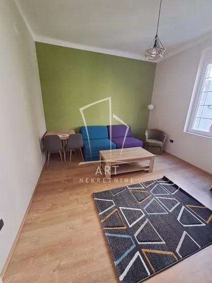 Jug Bogdanova | 4zida.rs