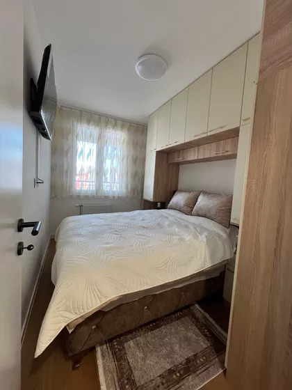 Heroja Pinkija | 4zida.rs