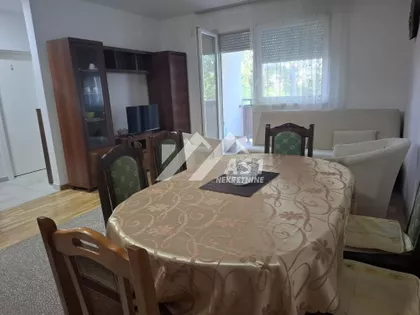 Zlatarićeva | 4zida.rs