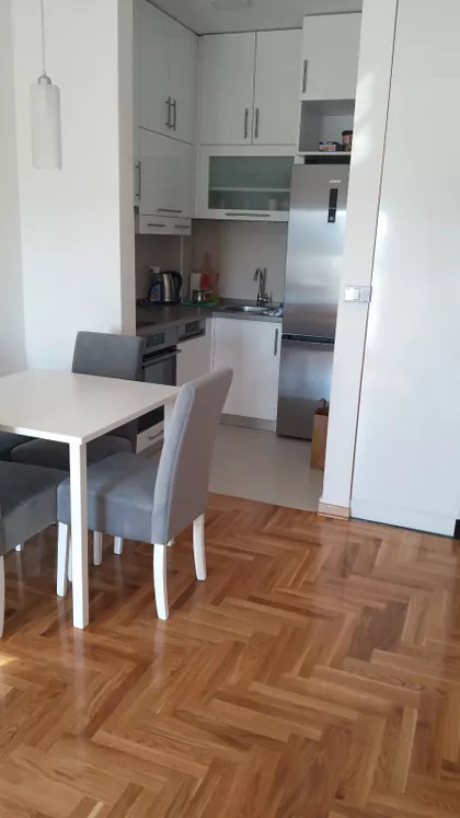 Kapetana Miloša Žunjića 25ž | 4zida.rs