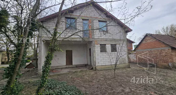 2-etažna kuća | 4zida