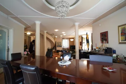 LJUTICE BOGDANA | 4zida.rs