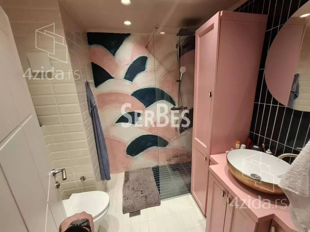 Petosoban stan | 4zida