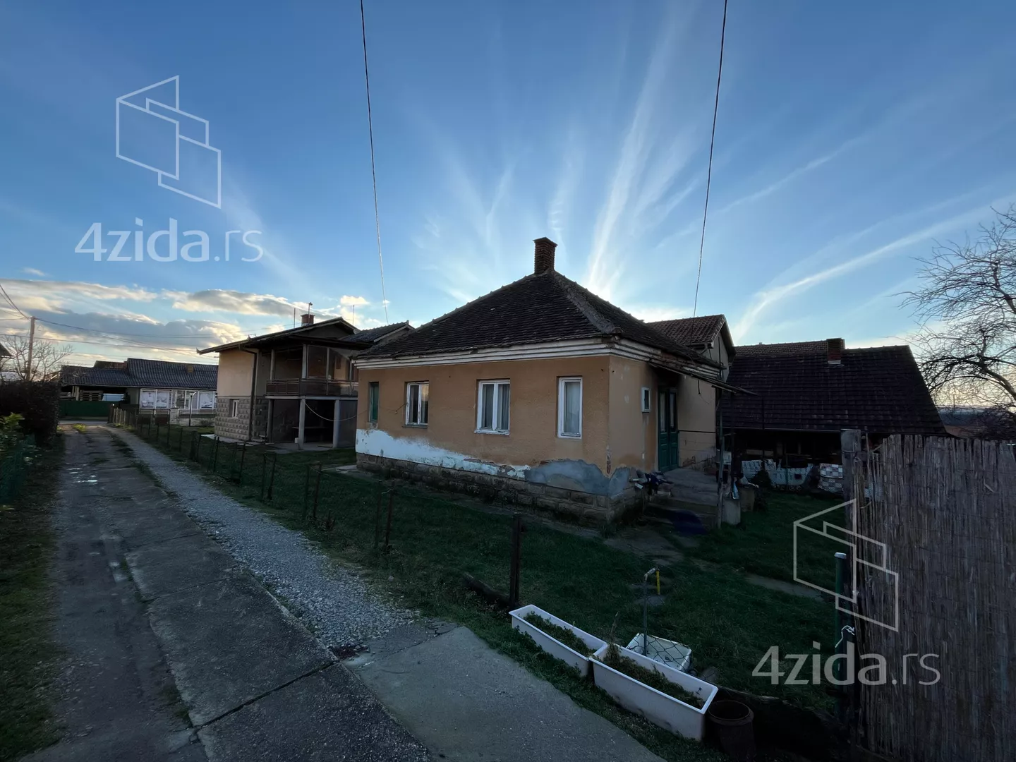 2-etažna kuća | 4zida