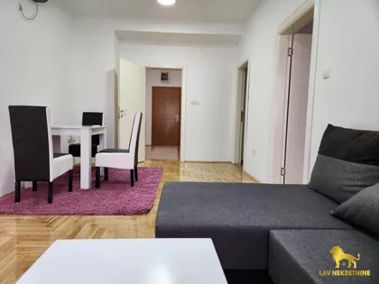 LAZE KOSTIĆA | 4zida.rs