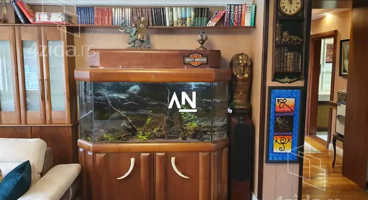 Petosoban stan | 4zida