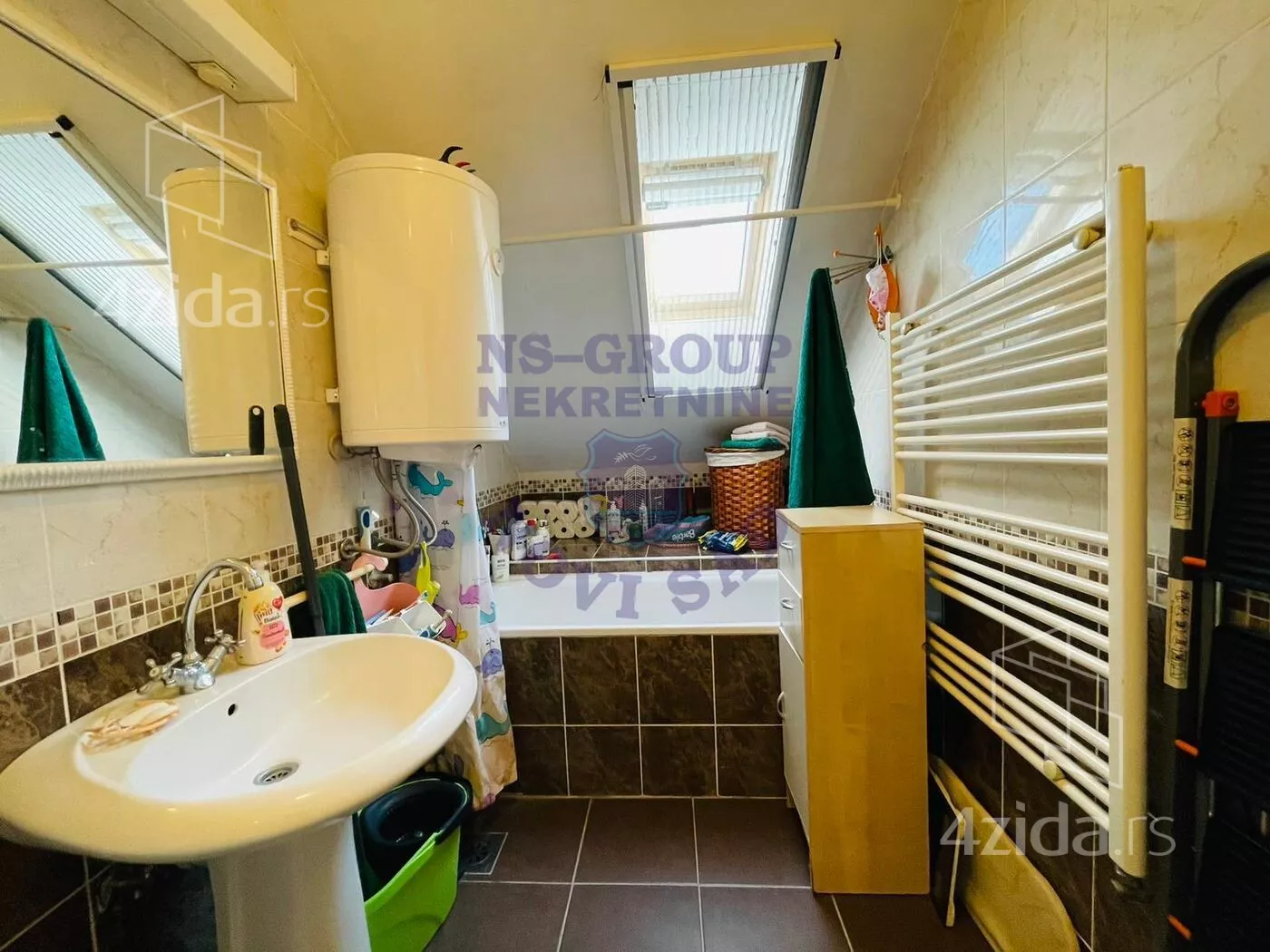 Troiposoban stan | 4zida