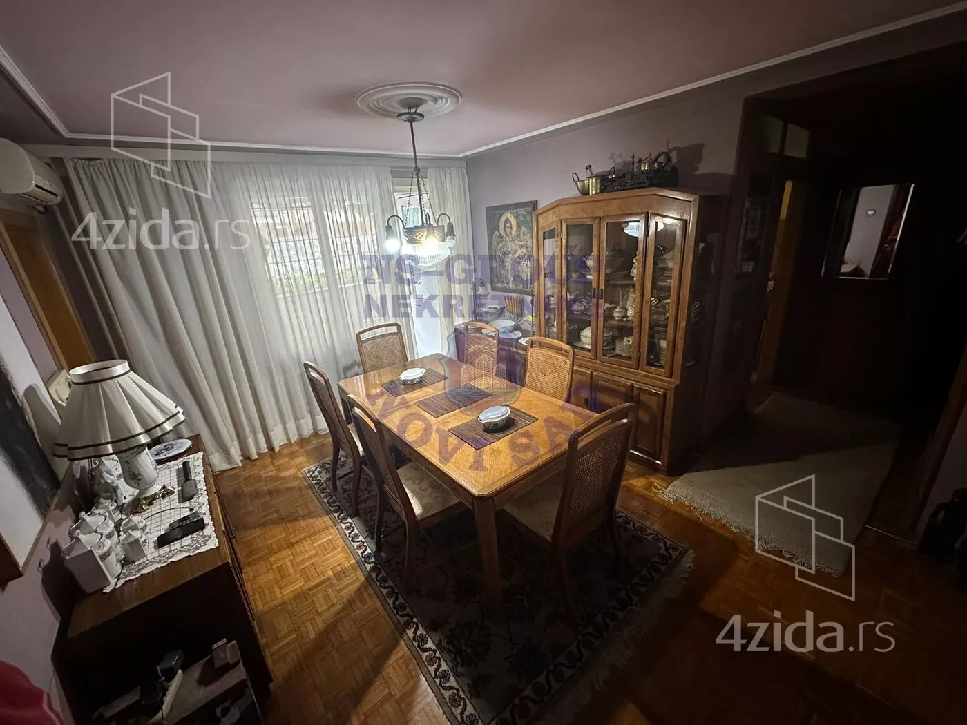 Petosoban stan | 4zida