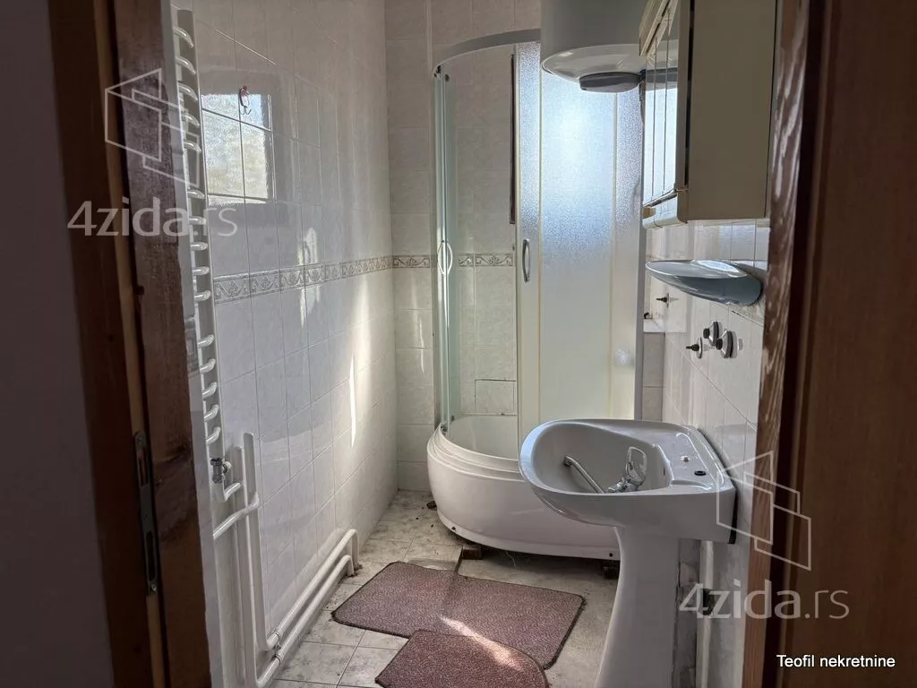 4-etažna kuća | 4zida