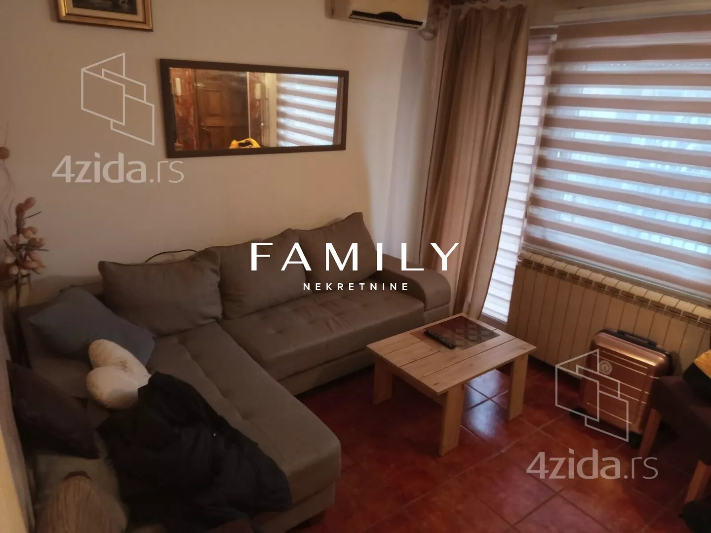 Jednoiposoban stan | 4zida