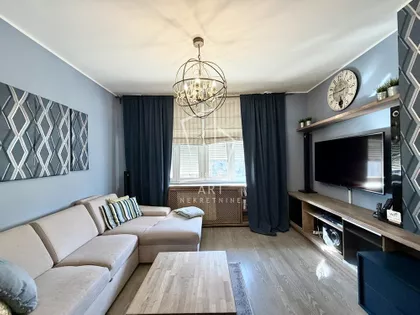 Cetinjska | 4zida.rs